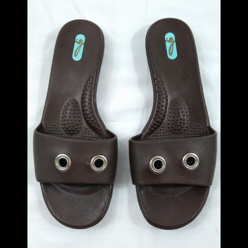 OKA.b Slide Sandals Size ML or 8.5-9.5